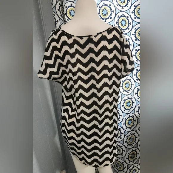 Charming Charlie Shirt - Picture 2 of 2